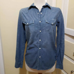 Denim Button Down Shirt / Snap Closure Pockets / Size XS
